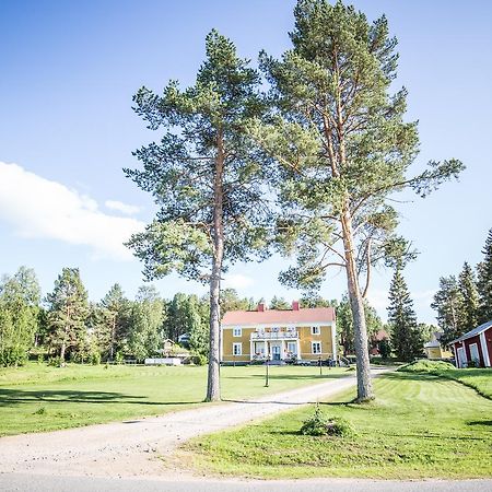 Hotell Prastgarden - Norrsken Lodge Overtornea Exteriör bild
